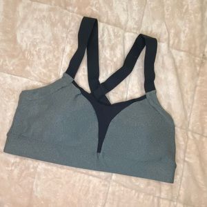Under armour high neck Sports bra